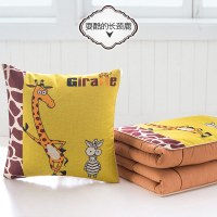 敬平抱枕被子两用办公室午睡枕多功能枕头被折叠毯汽车靠垫靠枕空调被 耍酷长颈鹿 抱枕:50x50cm 被子:150 平