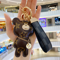 敬平皮质钥匙扣男女士创意小熊钥匙链欧美个性汽车钥匙挂件情侣款 小熊[老花咖]+格子黑 车用钥匙扣汽车钥匙扣