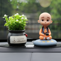 网红汽车摇头摆件创意个性车内饰用品大全可爱车载装饰 睁眼(一切随缘)+吉祥果+椭圆垫+ 送佛珠