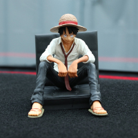 汽车摆件车内饰品路飞手办创意可爱美少女车上中控台装饰车载动漫 车内饰品摆件--飞哥