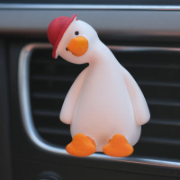 敬平车载香薰汽车空调出风口装饰女用可爱加油鸭扩香石膏车内饰品摆件 红帽歪脖[加油鸭]挂摆件