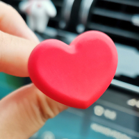 敬平ins车载香水可爱兔车内出风口香薰汽车装饰用品大全女神车饰摆件 爱心 送香薰精油1瓶 平挂摆件