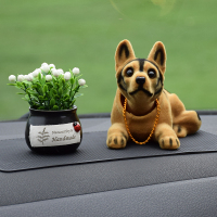 敬平网红车饰车载摇头公仔狗狗汽车车内饰品小摆件仪表台创意装饰 牧犬配黑色吉祥果 平挂摆件