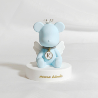 敬平创意车内饰品摆件车载香水网红可爱男女车上个性漂亮汽车装饰 冰蓝色(送底座和防滑垫)备注字母 平挂摆件