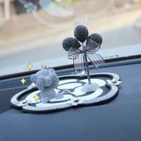 敬平网红女神个性创意车用品中控台车载香水可爱车内饰品摆件汽车装饰 灰熊+黑水钻气球+雏菊防滑垫 平挂摆件