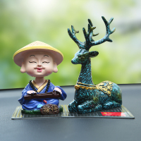 敬平一路平安鹿汽车摆件车载创意网红可爱车内装饰品车饰用品大全 捨得摇头和尚+[一鹿平安]+红旗防滑垫送佛珠一条挂摆件