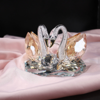 敬平汽车香水座车内饰品车载水晶天鹅摆件装饰女创意车上用品大湖天鹅摆件(琥珀) 平挂摆件