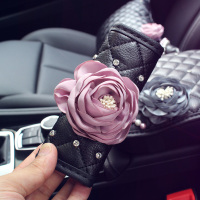 敬平时尚原创蔷薇花汽车内饰套装手刹套排挡套安全带护肩套扶手箱垫女 抱枕[单个] 平