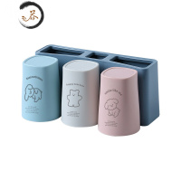 HAOYANGDAO漱口杯情侣一对挂壁式一家三口套装刷牙卡通可爱牙缸洗漱倒挂家庭 牙刷架[三杯]03小奶狗A洗漱杯