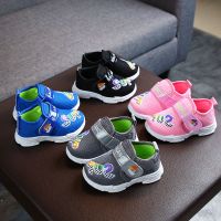 珍妮羊0-1-3岁4宝宝透气网鞋男女童运动鞋秋季软底防滑婴儿学步鞋