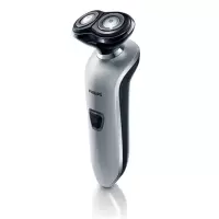 飞利浦(Philips)电动剃须刀S520 正品全身水洗 充电式男士刮胡刀胡须刀RQ320升级款