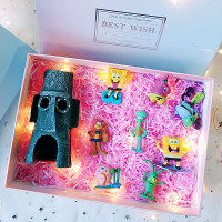 海绵宝宝盲盒创意海绵公仔宝宝手办玩偶玩具摆件生日 章鱼哥的家+8组合款/渐变盒28cm 礼盒装+灯饰+礼品袋+免费写贺卡