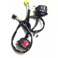 适用适用轻骑铃木摩托车配件QS125-3/GSX125-3骏威头罩大灯减震器配件 左手把开关
