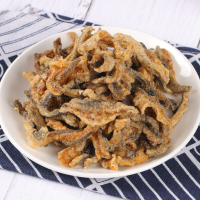 80后休闲怀旧零食办公室小吃即食麻辣鱼皮 鱼段香辣甜干鱼片500g 辣鱼皮500g