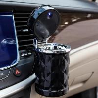 适用创意汽车用品多功能烟灰缸悬挂式带盖LED灯车内通用个性车载烟缸 金色