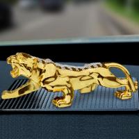 适用汽车摆件车载车用车内饰品创意镶钻大老虎车内饰品摆件男女