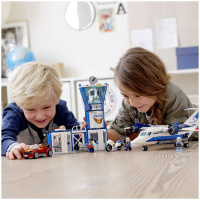 城市组工程系列重型采矿场钻孔机专家基地车兼容乐高拼装积木玩具 空中特警基地