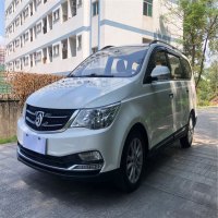 宝骏730 2016款 1.5L 手动豪华型 7座（定金销售）