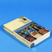 库存   中国民族服饰文化羌族+彝族/少数民族服饰图典书籍云想衣裳中国民族服饰的风神羌在汉藏之间一针一线贵州苗族服饰