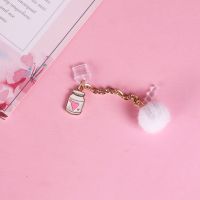 粉爱心牛奶瓶连体 安卓宽口朝上(大口)|手机防尘塞type-c数据口可爱少女心挂件E0