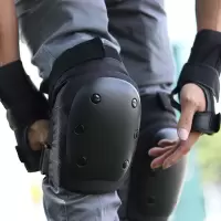 滑雪护具滑冰护具女轮滑滑板平衡车长板溜冰滑冰男儿童冰刀套装