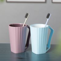 塑料漱口杯家用洗漱杯情侣一对刷牙杯牙缸简约创意定制刻字带手柄|浅蓝藕粉塑料(备注模板名字日期)