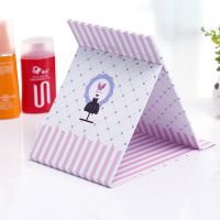 镜子化妆镜梳妆便携学生宿舍镜随身折叠美容大小镜台式折叠化妆镜|粉色黑裙女孩