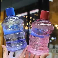 矿泉水桶杯子创意个性潮流塑料杯子学生男女户外便携耐高温随手杯