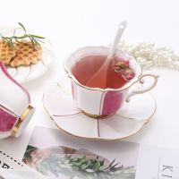 骨瓷咖啡杯套装家用简约英式下午茶茶具欧式花茶杯送架子送勺带碟H1|红白方块 二杯二盘