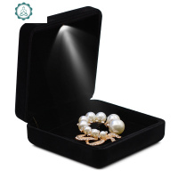 绒布led灯光胸针盒首饰盒饰品收纳盒包装盒子可定制内芯 封后 枣红绒布-胸针盒饰品盒