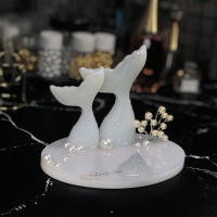 火豹滴胶成品diy手机支架情侣车载摆件桌面摆件手工制作 白色双鱼尾手机座