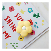 火豹日韩清新花朵可爱通用硅胶支架日韩伸缩懒人桌面指环支架绕线器手机配件个性创意追剧可折叠支架防摔男女 黄色手机座