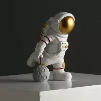 火豹宇航员手机平板支架ipd创意太空人笔架眼镜架置物架模型摆件礼品 踢球宇航员金色手机座