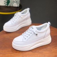 Ideamini皮小白鞋女2021春季新款内增高8cm厚底松糕小个子休闲女鞋33码休闲鞋