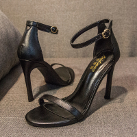 Ideamini性感女凉鞋十八岁成人礼高跟鞋细跟一字扣带露趾网红少女简单黑色休闲鞋