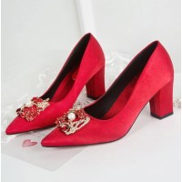 Ideamini红色婚鞋2021年新款两穿高跟秀禾鞋女粗跟平底婚纱结婚鞋子新娘鞋休闲鞋