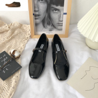 Ideamini低跟赫本法式复古一字扣百搭奶奶单鞋女方头浅口粗跟中跟玛丽珍鞋休闲鞋