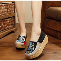 Ideamini老北京布鞋女厚底新款绣花鞋女京剧脸谱民族风松糕底一脚蹬懒人鞋休闲鞋