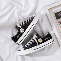 Ideamini小雏菊低帮帆布鞋女子2021大码小皱菊花朵板鞋厚底紫色新款41季春休闲鞋