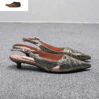 Ideamini2021夏季新款金色小矮跟包头凉鞋复古尖头女鞋猫跟鞋女低跟法式凉鞋