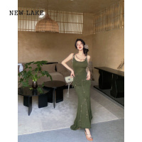 NEW LAKE复古破洞性感针织吊带连衣裙女夏季修身小众包臀裙纯欲收腰长裙子