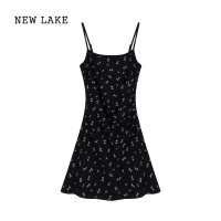 NEW LAKE法式辣妹黑色碎花吊带连衣裙女夏季性感修身显瘦收腰包臀裙子短裙