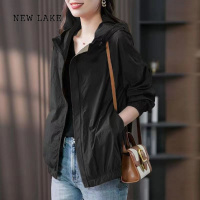 NEW LAKE连帽冲锋衣女款2024春新款小个子休闲高级感夹克外套上衣