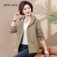 NEW LAKE风衣外套女春秋新款妈妈装洋气减龄薄款短款中老年夹克连帽上衣