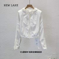 NEW LAKE摩登MDENG197连帽冲锋衣短款休闲显瘦夹克外套女防水登山服