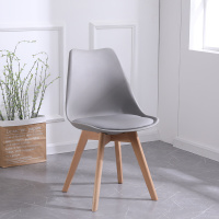 皇豹北欧现代轻奢家用实木餐椅时尚简约洽谈伊姆斯桌椅网红软包靠背椅椅子
