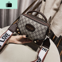 包包女2020新款斜挎百搭韩版学生潮韩版宽带手提斜挎单肩包小方包NEW LAKE女士单肩包