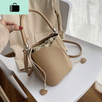 质感小包包女包2020流行新款潮时尚女士单肩手提包百搭斜挎水桶包NEW LAKE女斜挎包