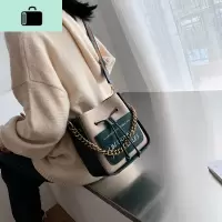 今年流行的高级感小包包女包新款2020潮春夏时尚大容量单肩斜挎包NEW LAKE女斜挎包