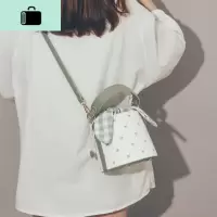 上新质感小包包女2020春款潮韩版百搭斜挎包简约时尚蝴蝶结水桶包NEW LAKE女斜挎包